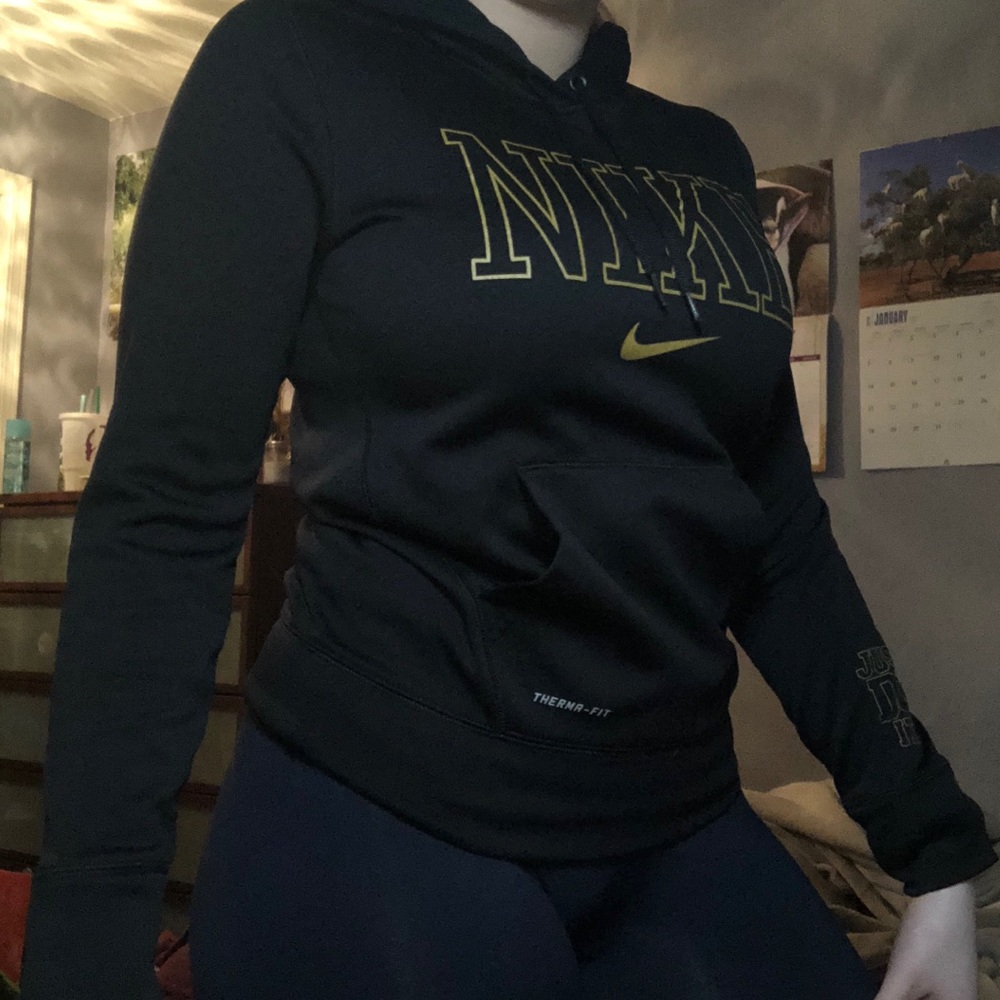 Nike Therma-Fit Hoodie🖤